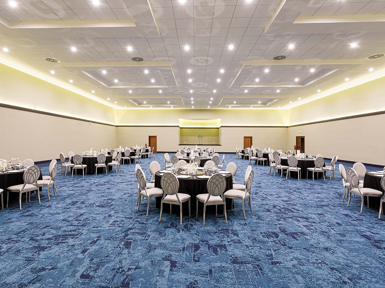 maho conference room st maarten
